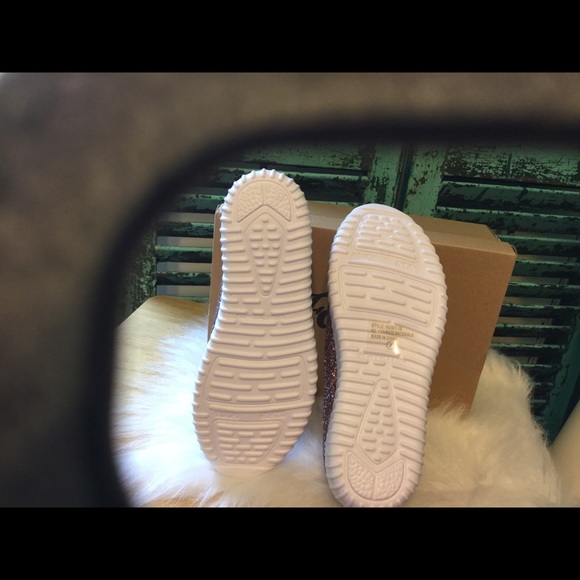 INIB Forever by Forever Link Sneakers - Picture 3 of 4